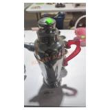 Vintage chrome cocktail shaker with 6 cups