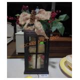 Lantern Christmas Decor
