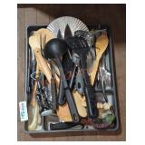 Kitchen Utensil Lot