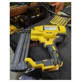 DeWalt 20v 18 ga brad nailer