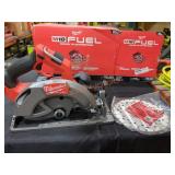 Milwaukee M18 7-1/4" circular saw