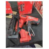 Milwaukee M18 16 ga angled finish nailer