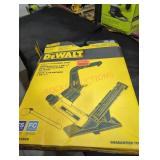 DeWalt 2 in 1 flooring tool