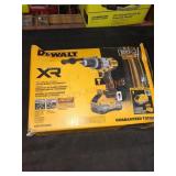 DeWalt 1/2" 3 Speed Hammer Drill Kit
