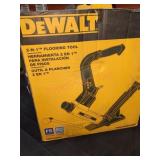 DeWalt 2-N-1 Flooring Tool