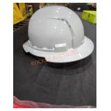 Milwaukee Full Brim Vented Hard Hat, White