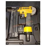DeWalt Pneumatic 18Ga Brad Nailer
