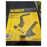 DeWalt 2-in-1 Flooring Tool