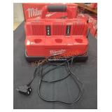 Milwaukee M18/M12 Rapid Charger Station