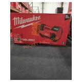 Milwaukee M18 Inflator