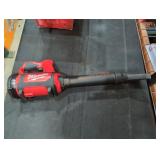 Milwaukee M12 compact spot blower