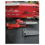 Milwaukee M18 8" Pruning Saw