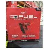 Milwaukee M18 21ï¿½ framing nailer
