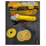 DeWalt Corded 4-1/2" Small Angle Grinder