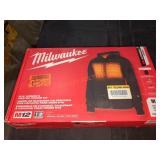 Milwaukee M12 W