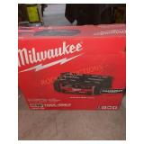 Milwaukee M18 Radio+Charger