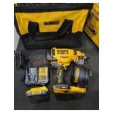 DeWalt 15ï¿½ Coil Roofing Nailer Kit