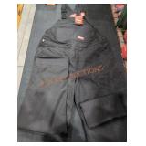 Milwaukee Insulated Bibs LARGE BLACK