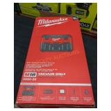 Milwaukee M18 2 Gallon Wet Dry Vacuum