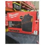 Milwaukee M12 axis vest kit Medium black