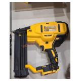 DEWALT XR 18 GA Brad Nailer