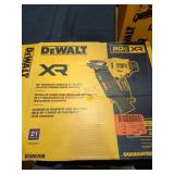 DeWalt 21ï¿½ Plastic Collated Framing Nailer