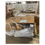 Tub, wardrobe closet