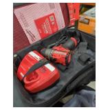 Milwaukee M12 1/2" hammer drill kit