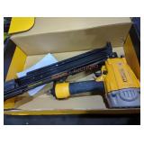 DeWalt 21ï¿½ plastic round head framing nailer