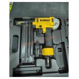 DeWalt 18GA Brad nailer