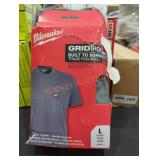 Milwaukee large gray pocket T-shirt