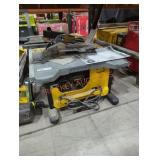 DeWalt 8-1/2" compact jobsite table saw