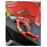 Milwaukee M18 cordless 18 ga double cut shear