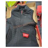 Milwaukee M12 Med heated axis vest