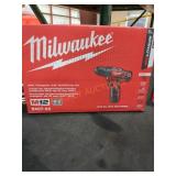 Milwaukee M12 3/8" Drill/Driver Kit
