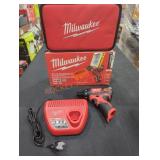 Milwaukee M12 1/4" Screwdriver Kit
