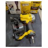 DeWalt 15ï¿½ coil roofing nailer