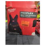 Milwaukee large black insulated bib overalls