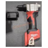 Milwaukee M12 Rivet Tool