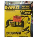 DeWalt 1000W Power Inverter