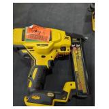 DeWalt 20v 18 GA stapler