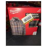 Milwaukee Flannel Shirt L