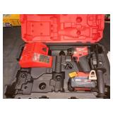 Milwaukee M18 Impact Driver Kit, Missing Hammer