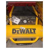 DeWalt 4.5 Gallon Air Compressor