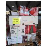 Christmas Tree & Decorations Pallet Lot