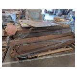 Windows & Moving Boxes Pallet Lot