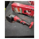 Milwaukee M18 15mm Random Orbit Polisher