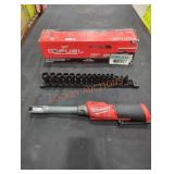 Milwaukee M12 Extended Reach Box Ratchet