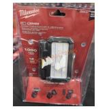 M18 Folding Flood Light