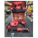 Milwaukee M12 Screwdriver + Ratchet Kit
